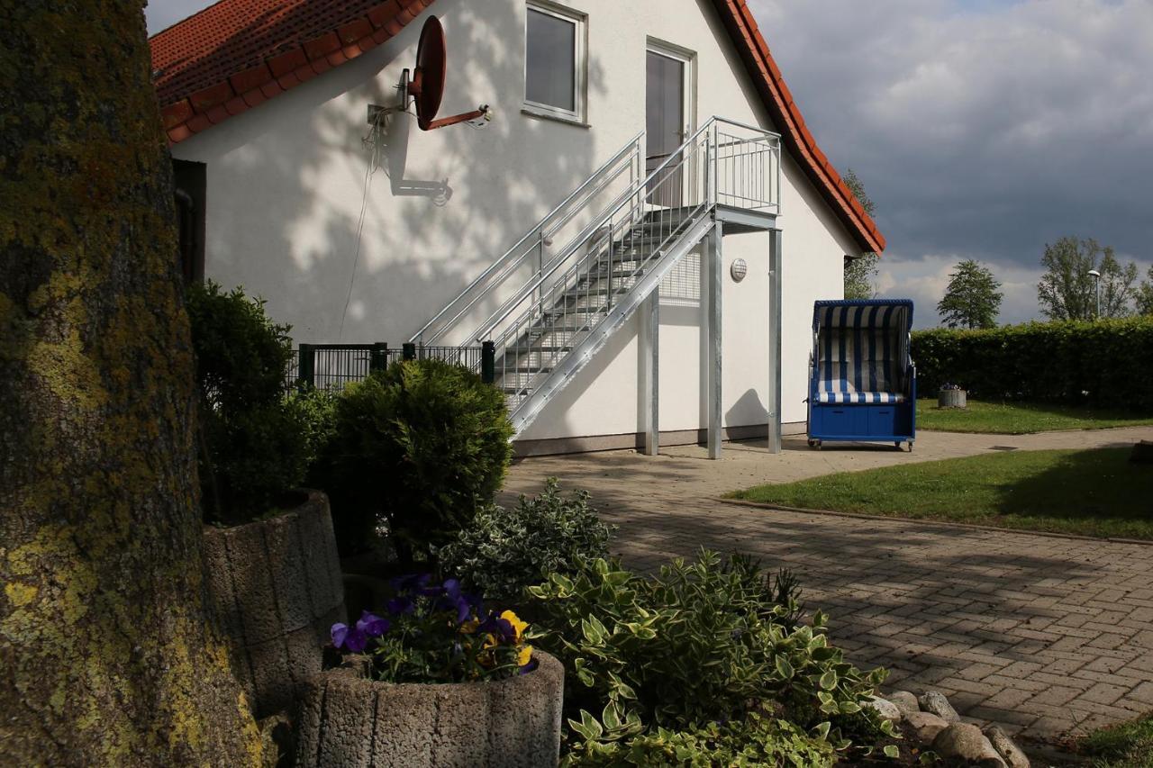 Ferienwohnung Am Schwarzen Wehl Dorumer Neufeld Exterior foto